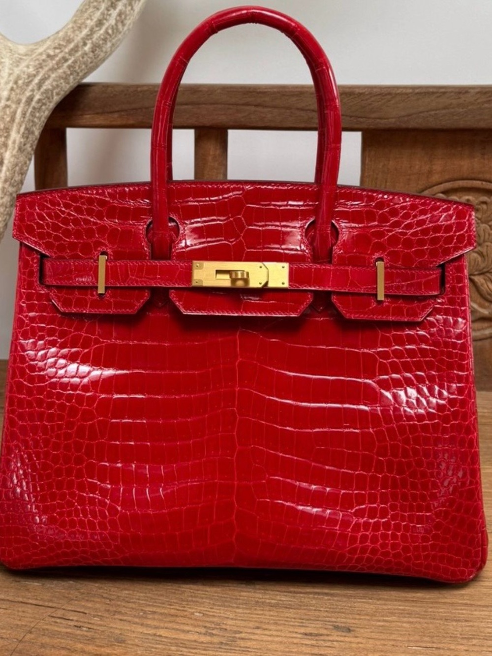 Hermรจs Style Red Croc-Embossed Leather Top-Handle Bag
